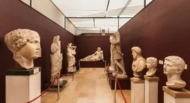 Museum-Cleaning Museum-Cleaning