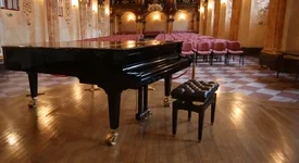 Performance-venue-cleaning Performance-venue-cleaning
